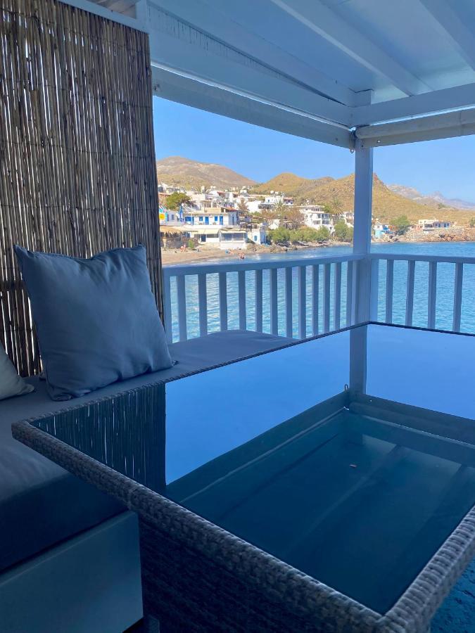 Thalassas Apartment Lentas Ngoại thất bức ảnh
